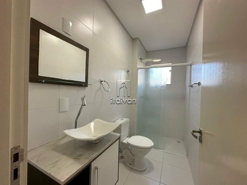 Apartamento para aluguel no Barra do Rio Molha: 