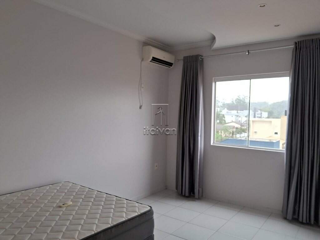 Apartamento para aluguel no Três Rios do Sul: 
