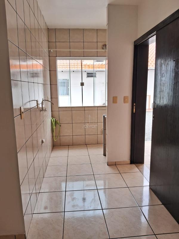 Apartamento para aluguel no Czerniewicz: 
