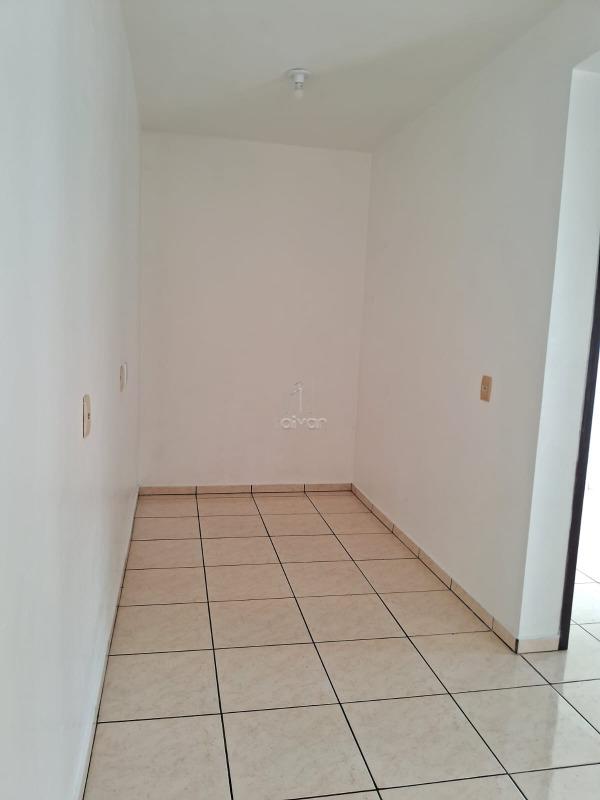 Apartamento para aluguel no Czerniewicz: 