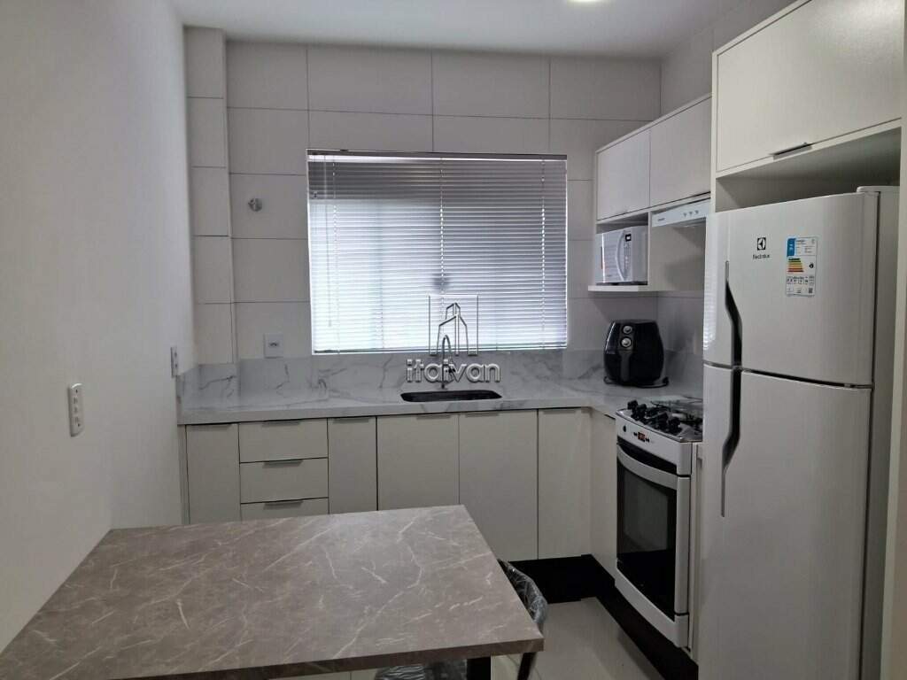 Apartamento para aluguel no Nova Brasília: 