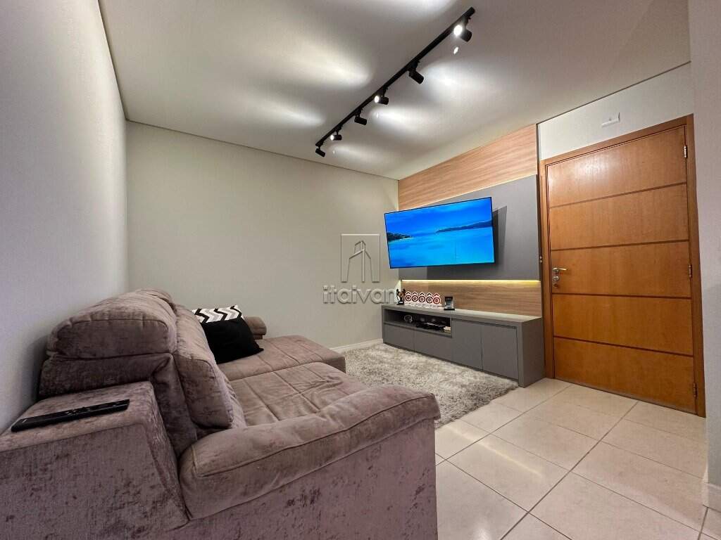 Apartamento para aluguel no Jaraguá Esquerdo: 