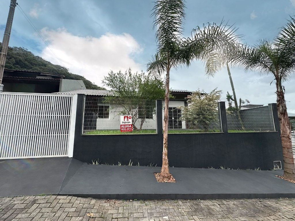 Casa para aluguel no 	Rio Hern: 