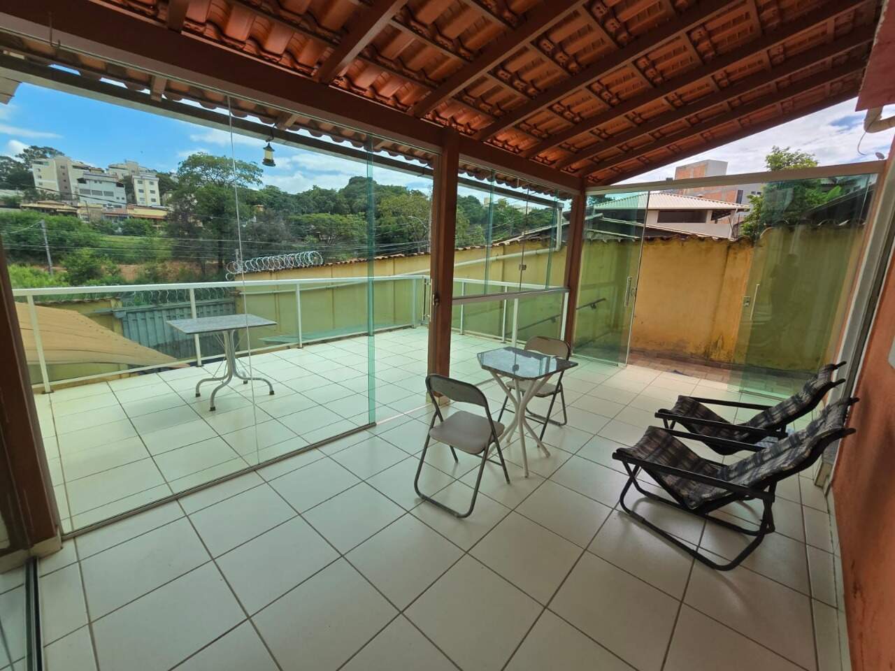 Casa, 3 quartos, 250 m² - Foto 3