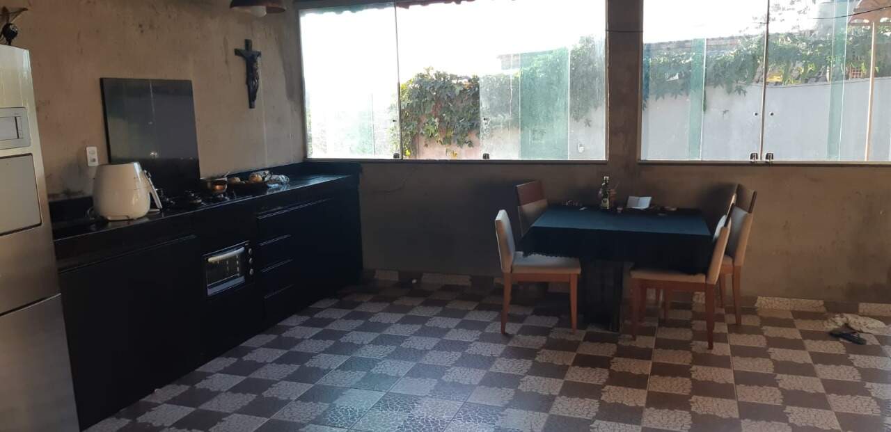 Casa, 2 quartos, 180 m² - Foto 2