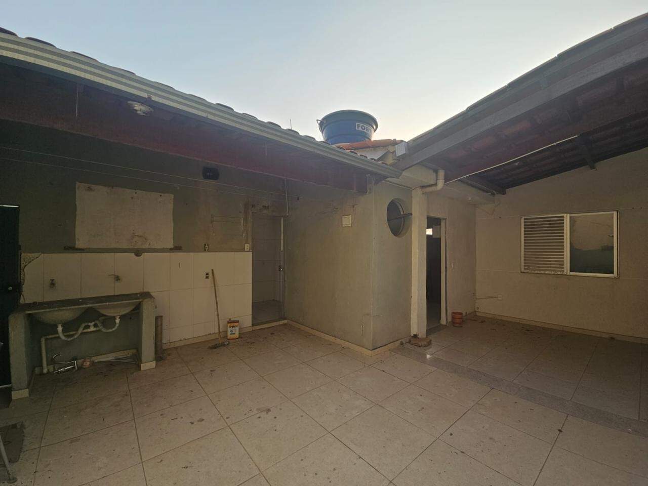 Casa, 7 quartos, 200 m² - Foto 8