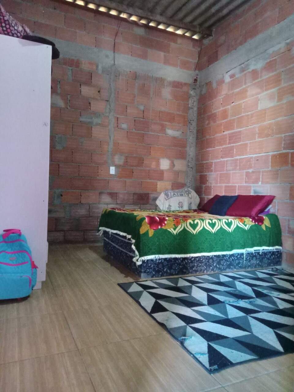 Casa, 2 quartos, 200 m² - Foto 1