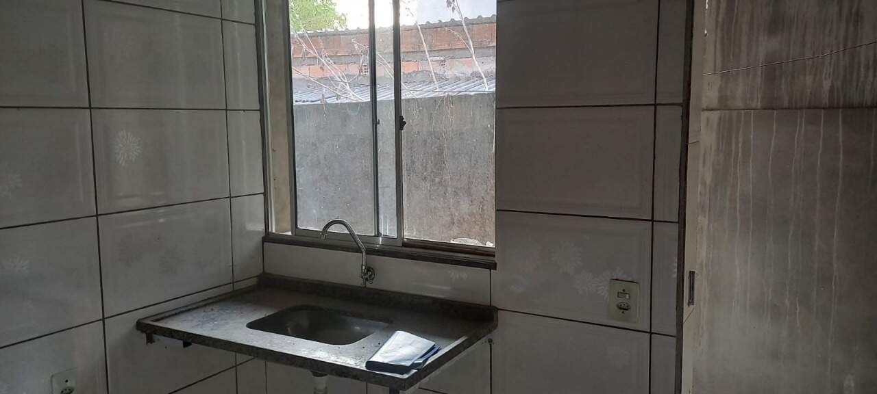 Casa, 8 quartos, 200 m² - Foto 1