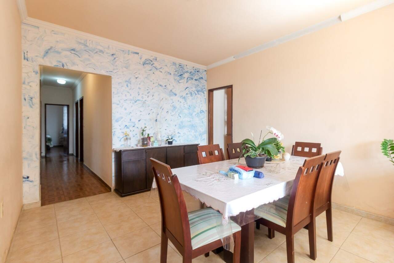 Casa, 7 quartos, 360 m² - Foto 1