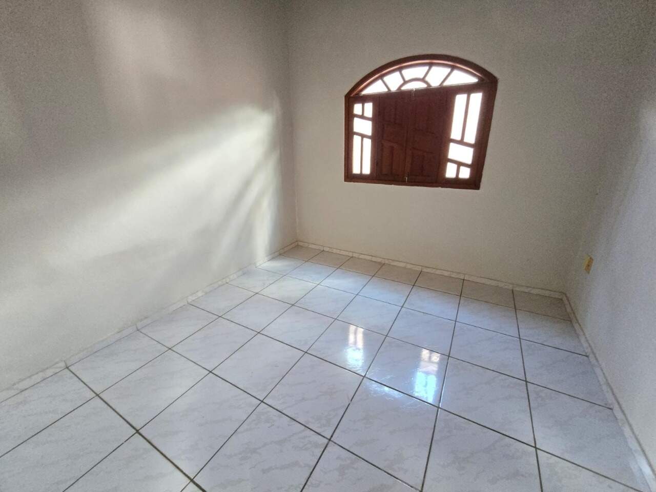 Casa, 4 quartos, 180 m² - Foto 4