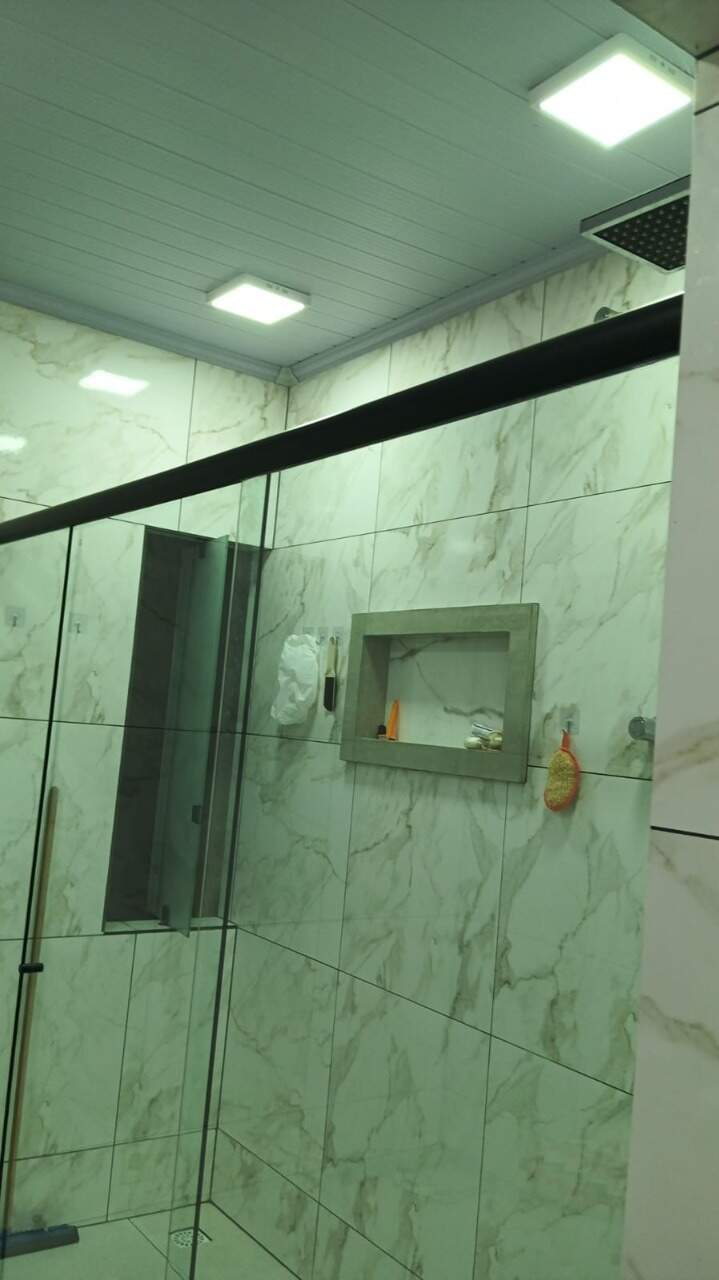Casa, 6 quartos, 151 m² - Foto 4