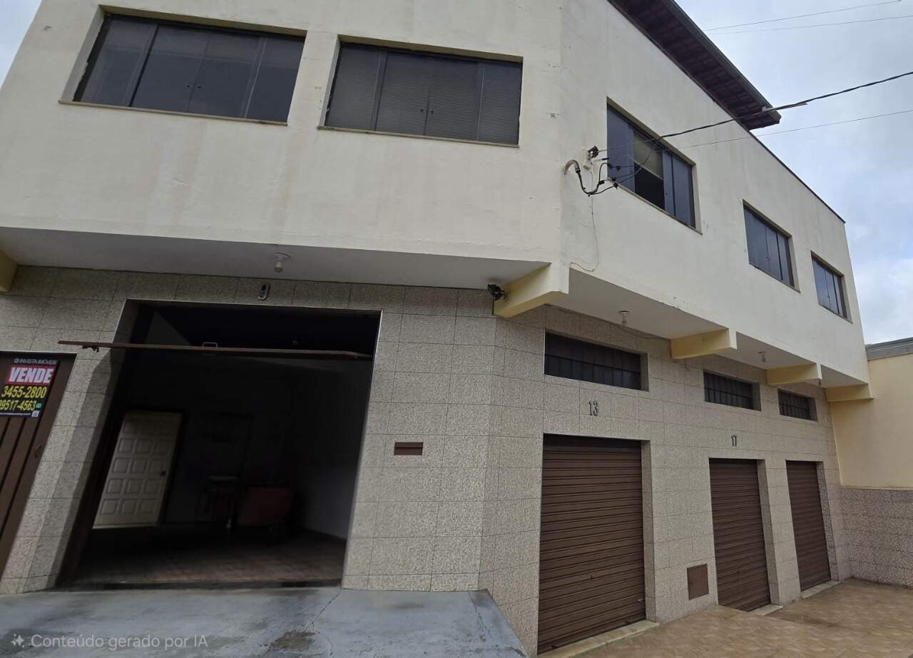 Casa, 5 quartos, 405 m² - Foto 1