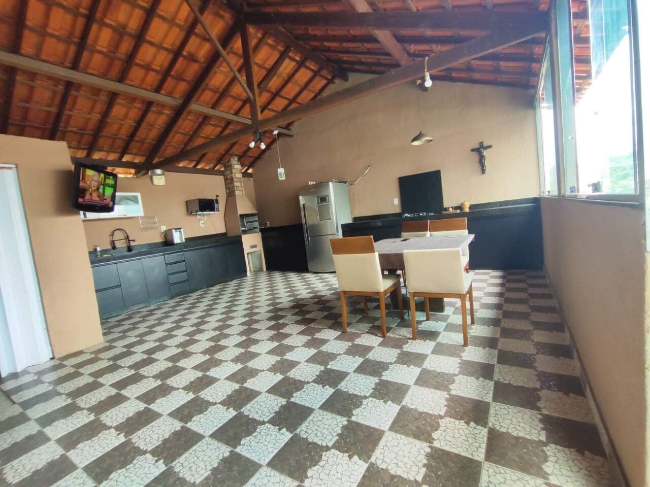 Casa, 2 quartos, 180 m² - Foto 1