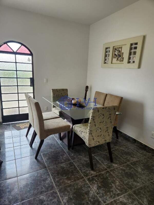 Casa, 3 quartos, 250 m² - Foto 8
