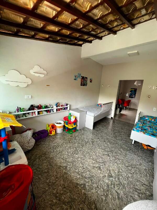 Casa, 4 quartos, 205 m² - Foto 3
