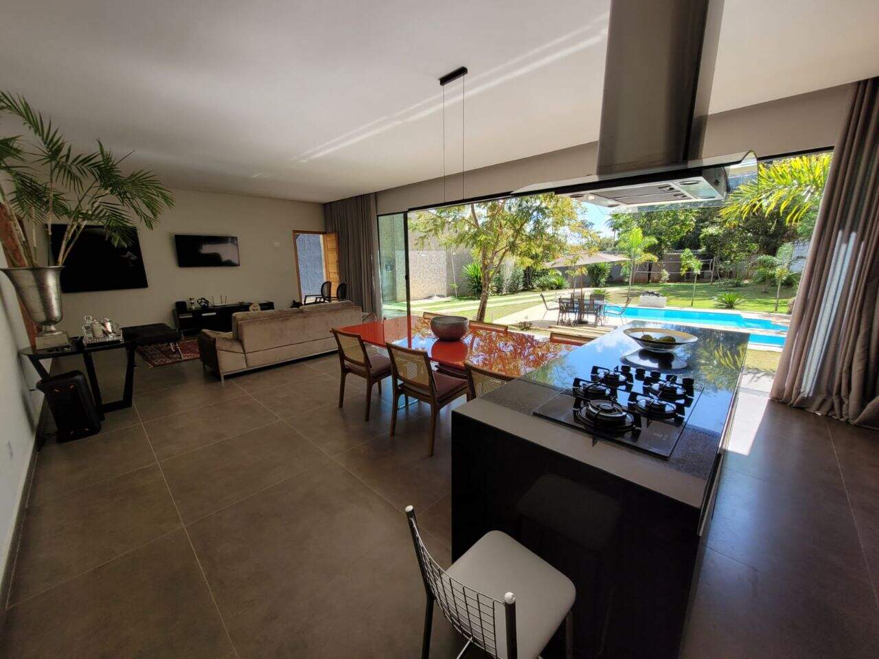 Casa, 3 quartos, 300 m² - Foto 3