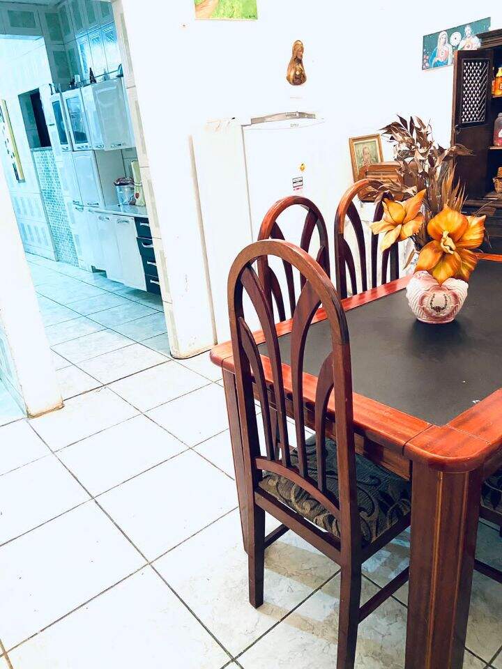 Casa, 4 quartos, 172 m² - Foto 3
