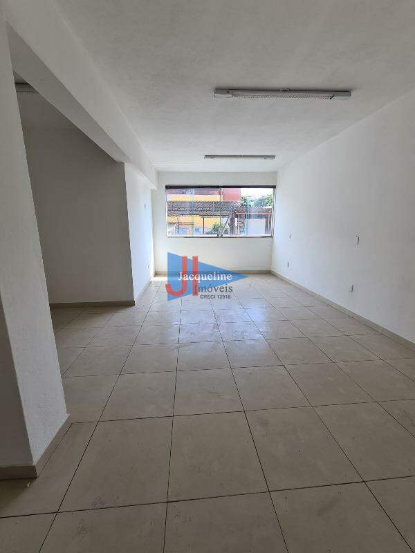 Sala para aluguel no Centro: 