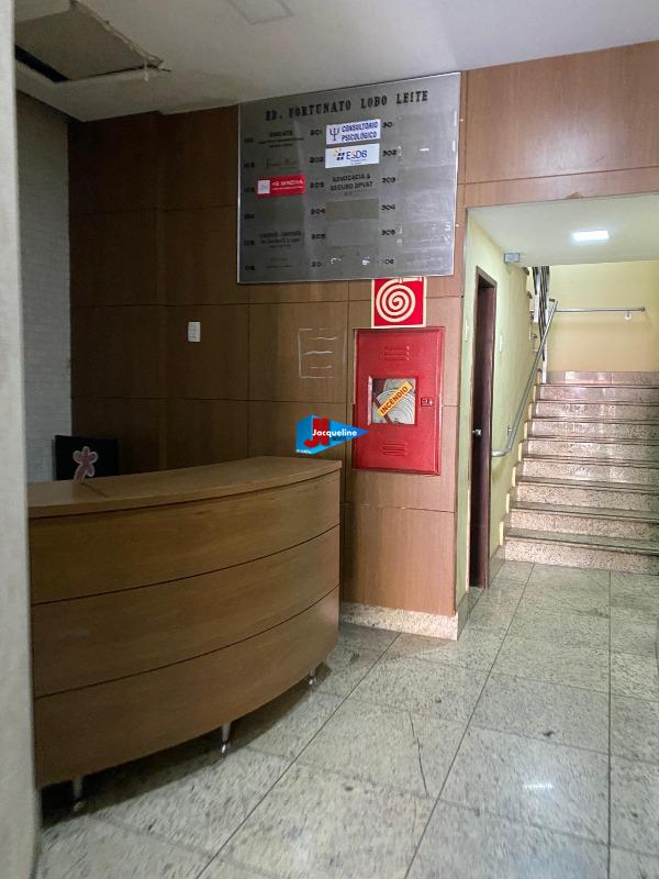 Sala para aluguel no Centro: 