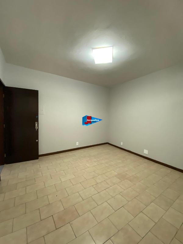 Sala para aluguel no Centro: 