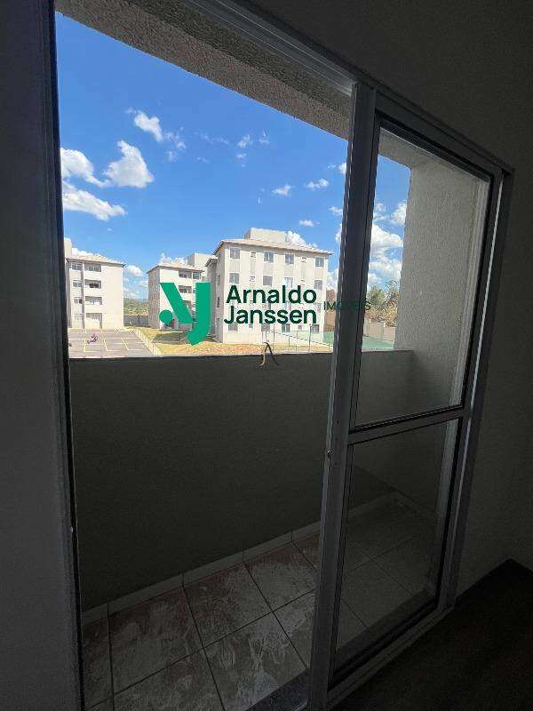 Apartamento para aluguel no Monte Verde: 