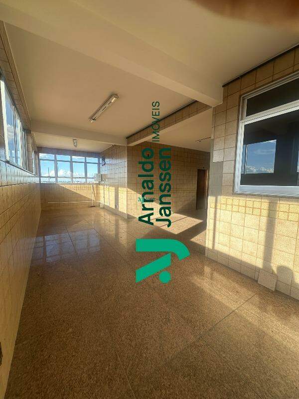 Loja para aluguel no Industrial: 