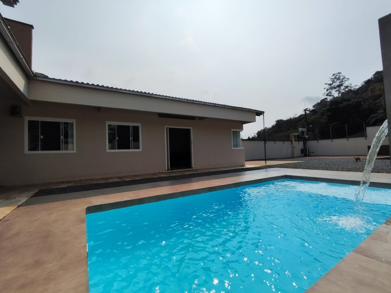 Casa à venda no Ilha da Figueira: 