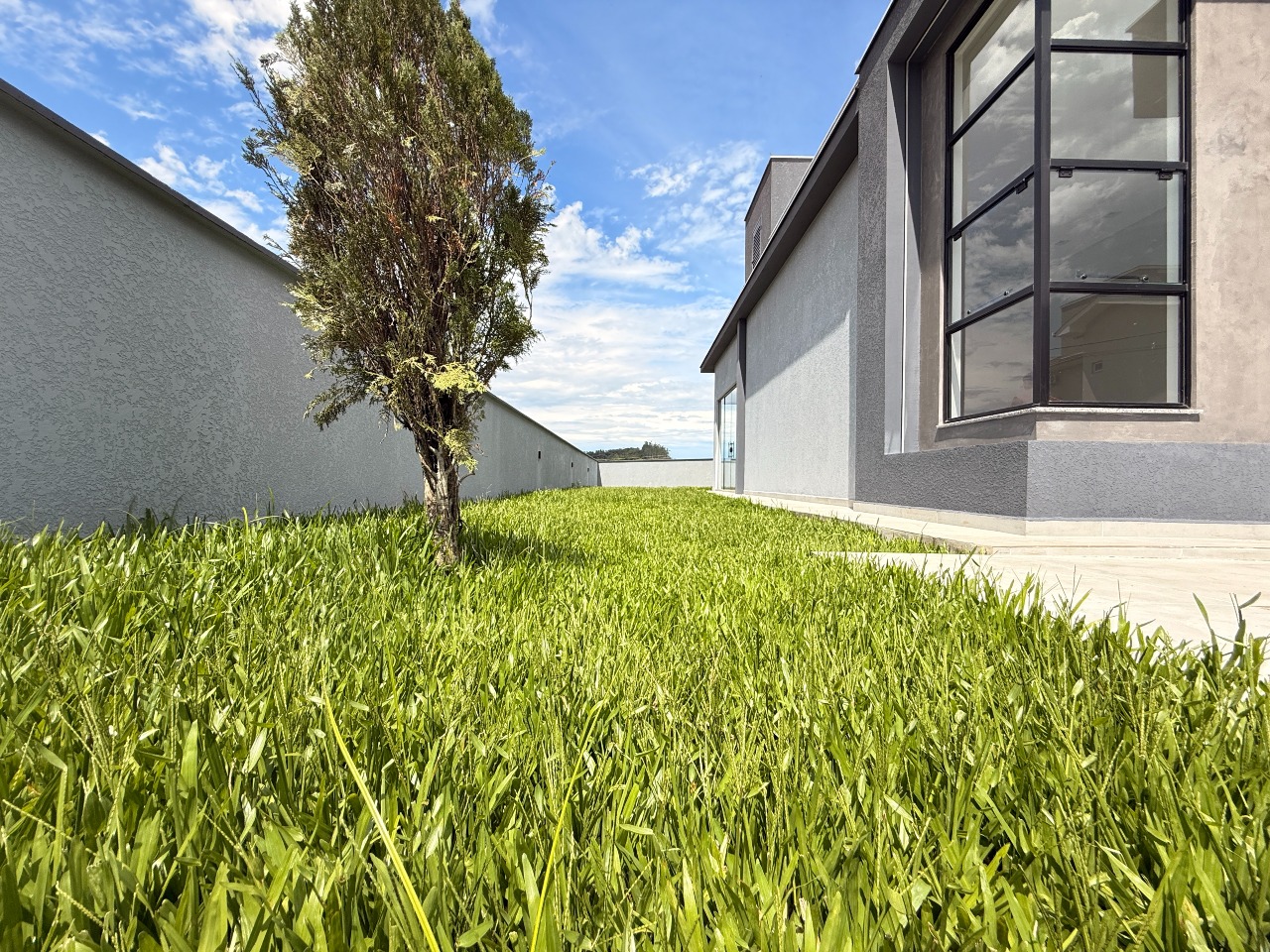 Casa à venda no Jaraguá 99: 