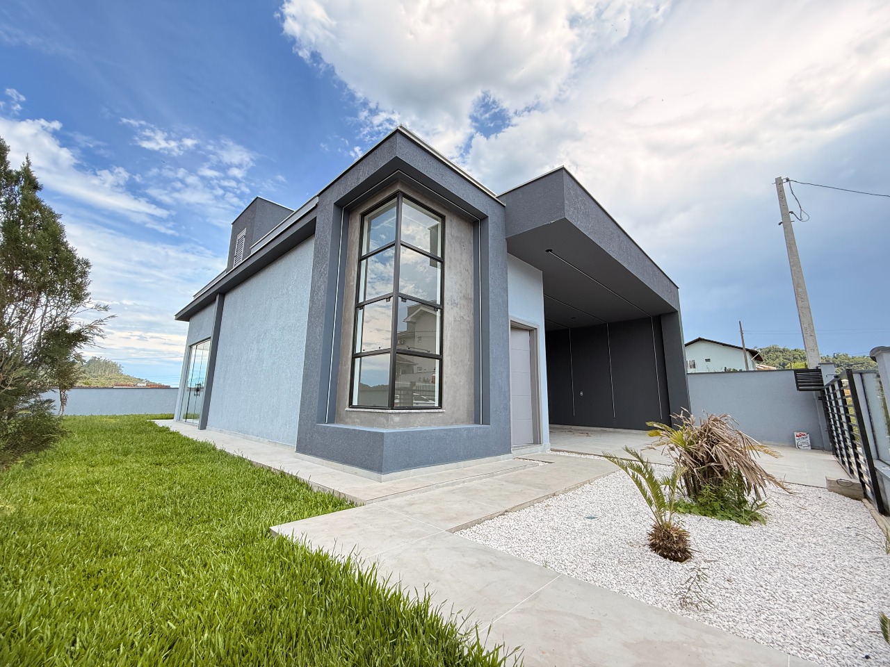 Casa à venda no Jaraguá 99: 