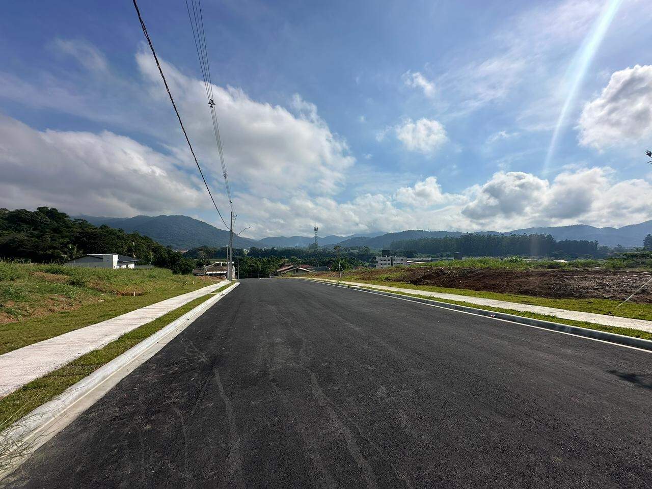Terreno à venda no Ilha da Figueira: 