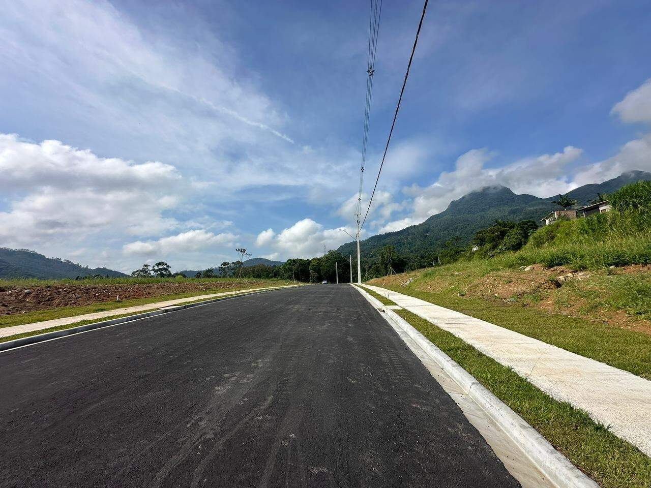 Terreno à venda no Ilha da Figueira: 