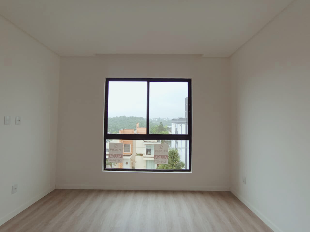 Apartamento para aluguel no Jaraguá Esquerdo: 