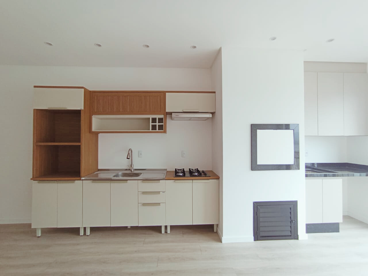 Apartamento para aluguel no Jaraguá Esquerdo: 