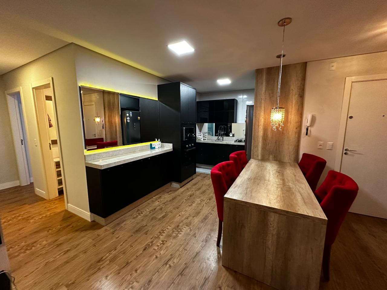 Apartamento à venda no Jaraguá Esquerdo: 