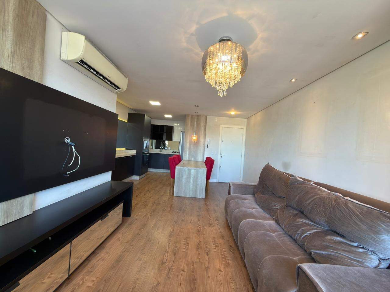 Apartamento à venda no Jaraguá Esquerdo: 