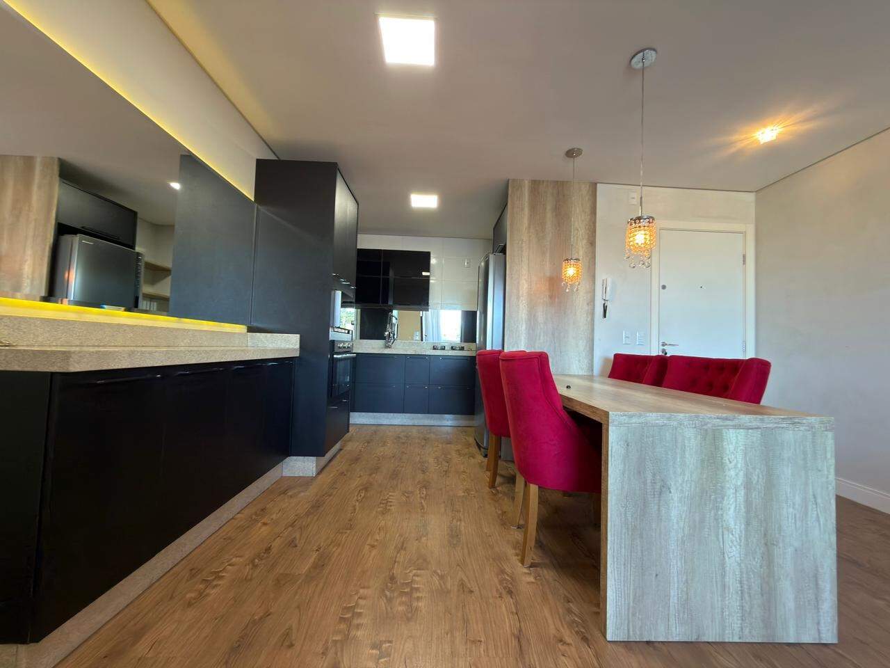 Apartamento à venda no Jaraguá Esquerdo: 