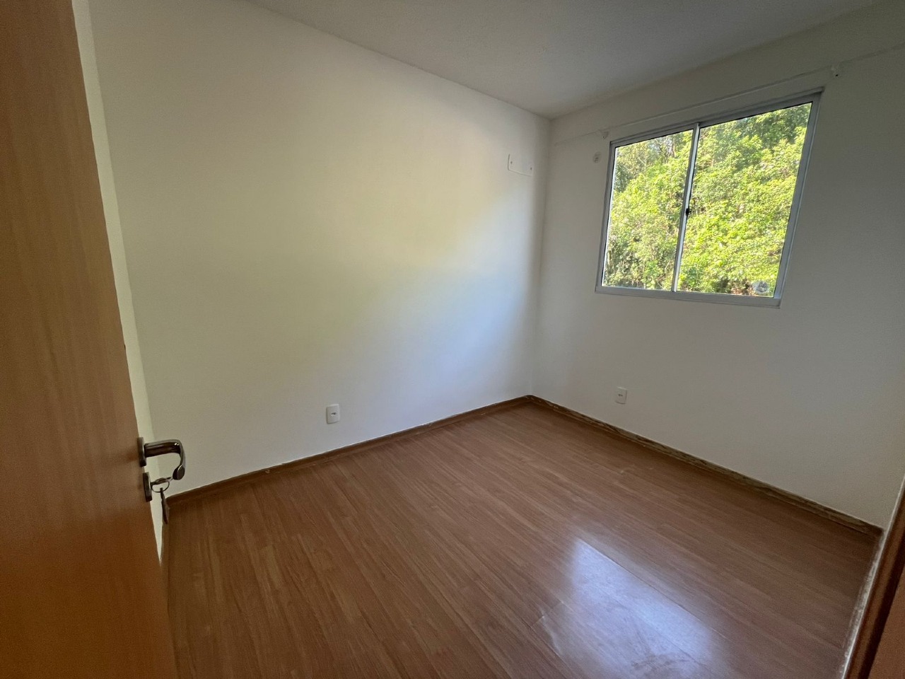 Apartamento à venda no Jaraguá Esquerdo: 