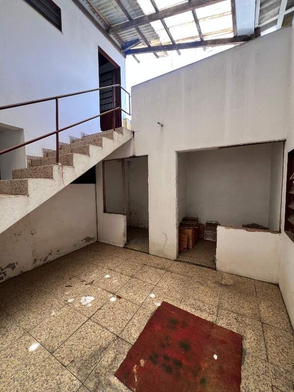 Casa, 10 quartos, 420 m² - Foto 3