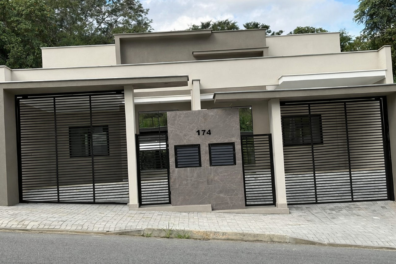  Geminado à venda no Tifa Martins: 