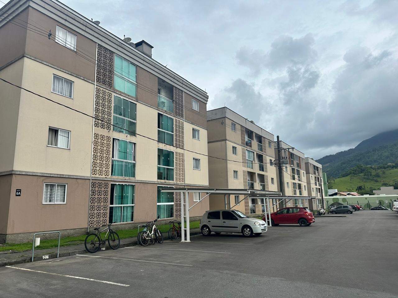 Apartamento à venda no Ilha da Figueira: 