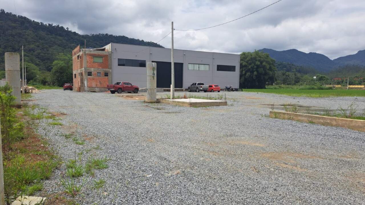 Galpão à venda no Rio Cerro II: 