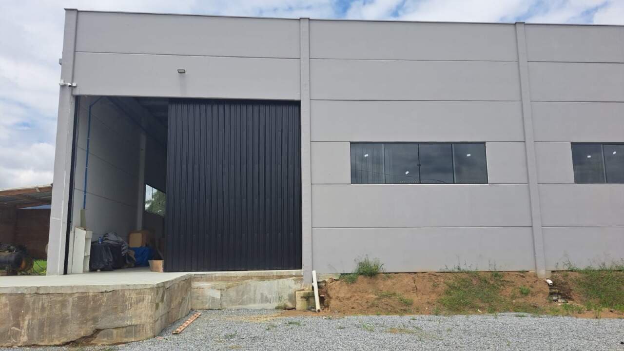 Galpão à venda no Rio Cerro II: 