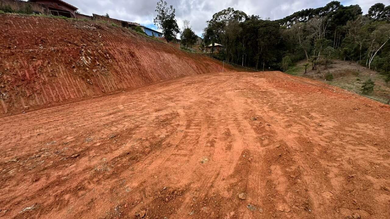 Terreno à venda no Serra Alta: 