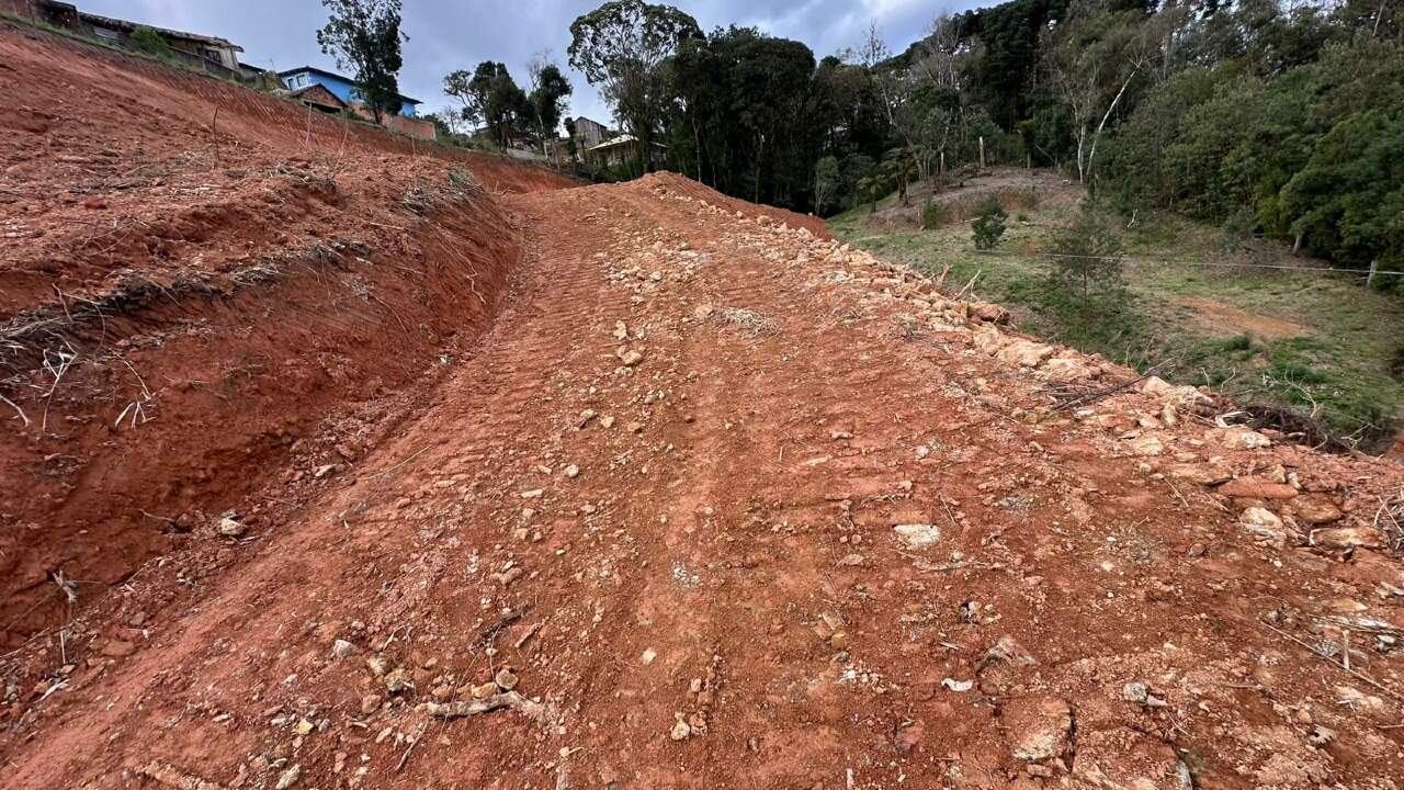 Terreno à venda no Serra Alta: 