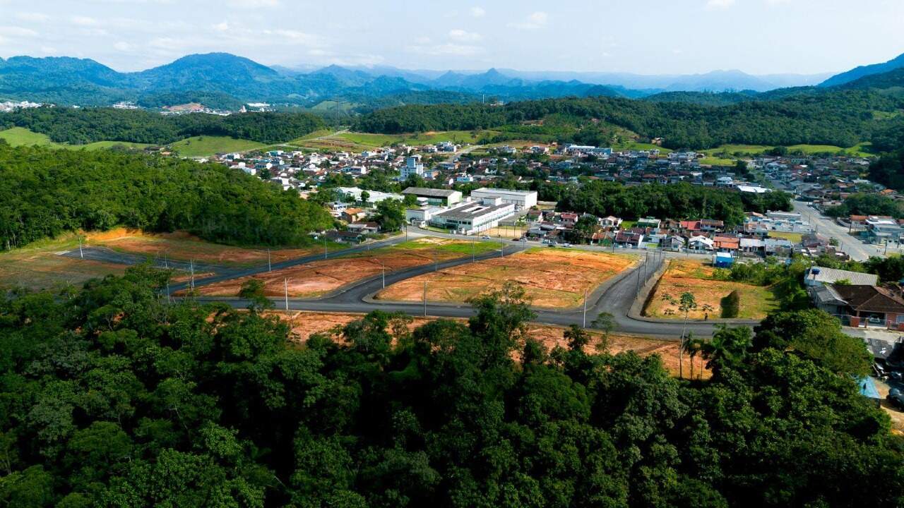 Terreno à venda no Três Rios do Norte: 