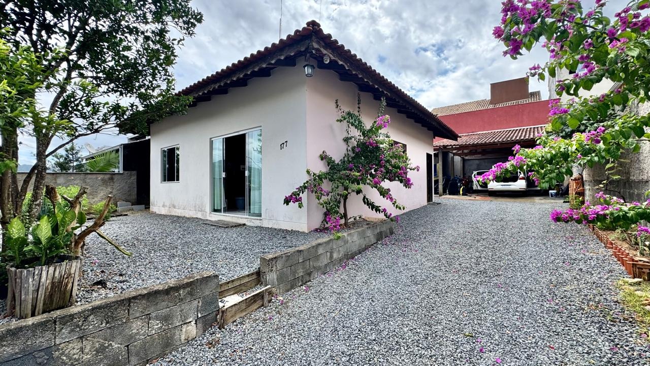 Casa à venda no Tifa Martins: 
