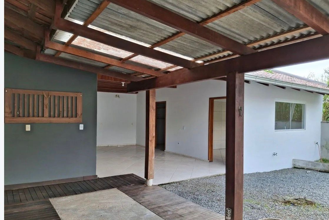 Casa à venda no Jaraguá 84: 