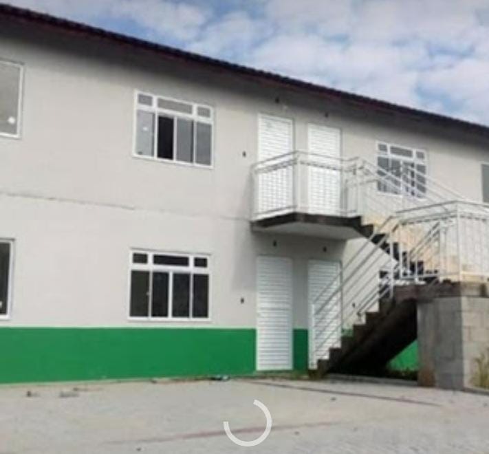 Apartamento à venda no Corticeira: 