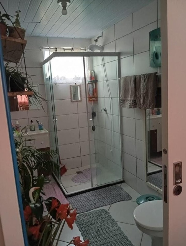 Apartamento à venda no Corticeira: 