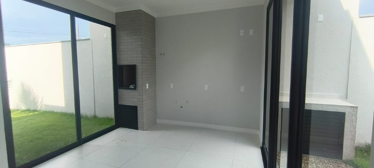 Casa à venda no Estrada Nova: 